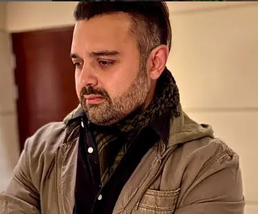 Rosh star cast real name, photo, Review, facts, and more 4 Mimoh Chakraborty