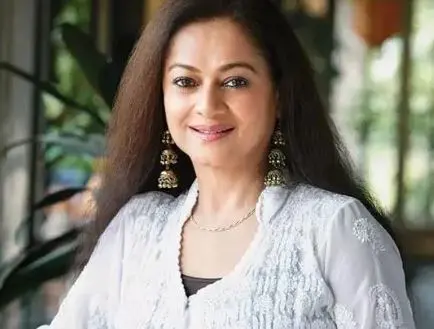 Tooth Pari When Love Bites star cast and crew real name, photo, biography, facts, and more 19 Zarina Wahab