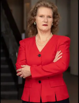 Crater 2023 star cast and crew real name, photo, biography, facts, and more 18 Fran Robertson