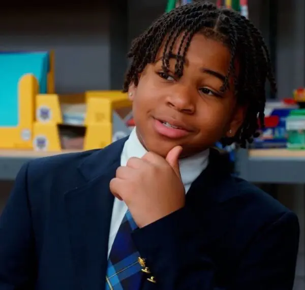 Crater 2023 star cast and crew real name, photo, biography, facts, and more 10 hero